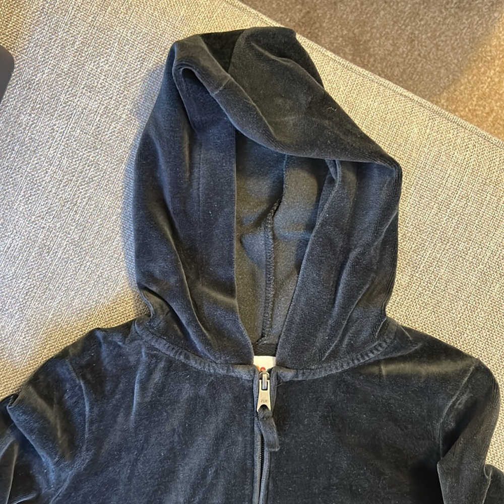 Velour Jacket 🖤 - Picture 3 of 7